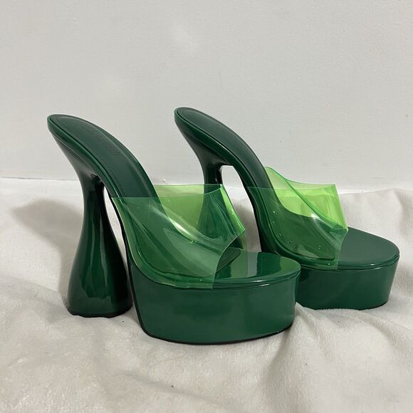 Cape Robbin Shoes - Cape Robbins Platforms High Heels Size 11 Green Slip On Plastic Avant Futuristic